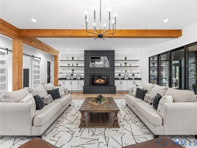 977 Dover Branch Ln, Manakin Sabot, VA 23103