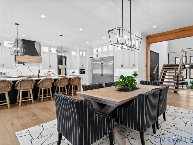 977 Dover Branch Ln, Manakin Sabot, VA 23103