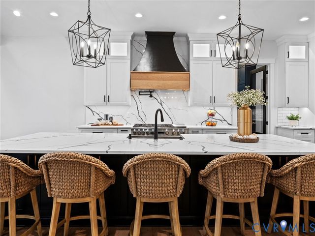 977 Dover Branch Ln, Manakin Sabot, VA 23103