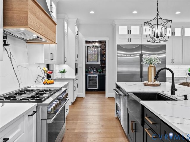 977 Dover Branch Ln, Manakin Sabot, VA 23103