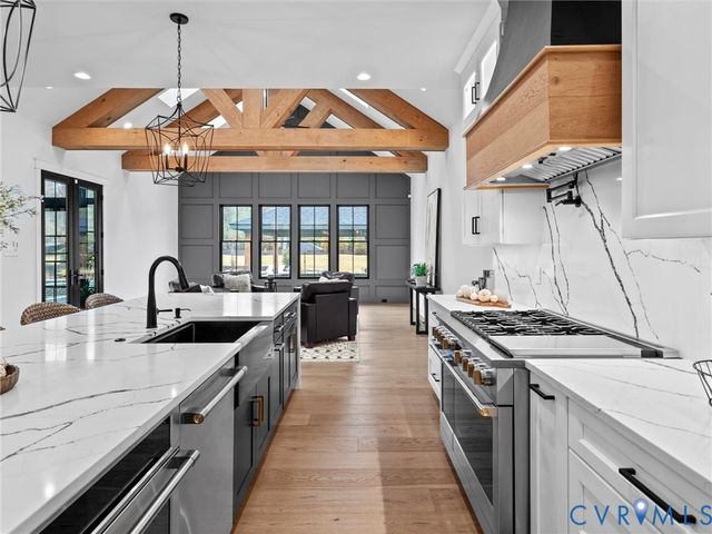 977 Dover Branch Ln, Manakin Sabot, VA 23103