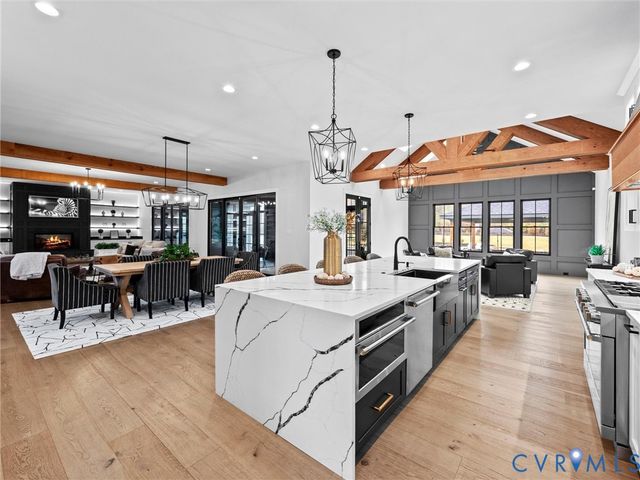 977 Dover Branch Ln, Manakin Sabot, VA 23103