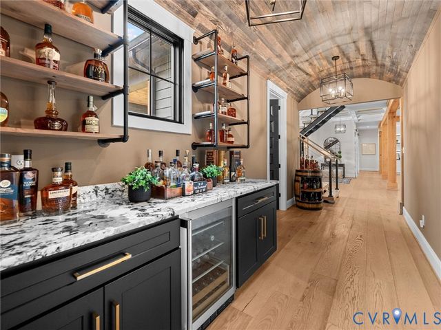 977 Dover Branch Ln, Manakin Sabot, VA 23103