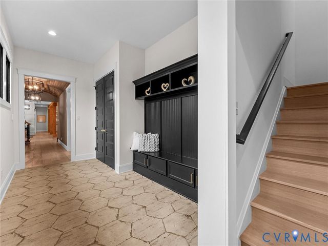 977 Dover Branch Ln, Manakin Sabot, VA 23103