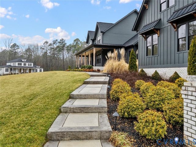 977 Dover Branch Ln, Manakin Sabot, VA 23103