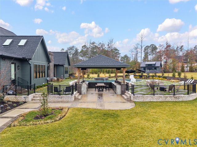 977 Dover Branch Ln, Manakin Sabot, VA 23103