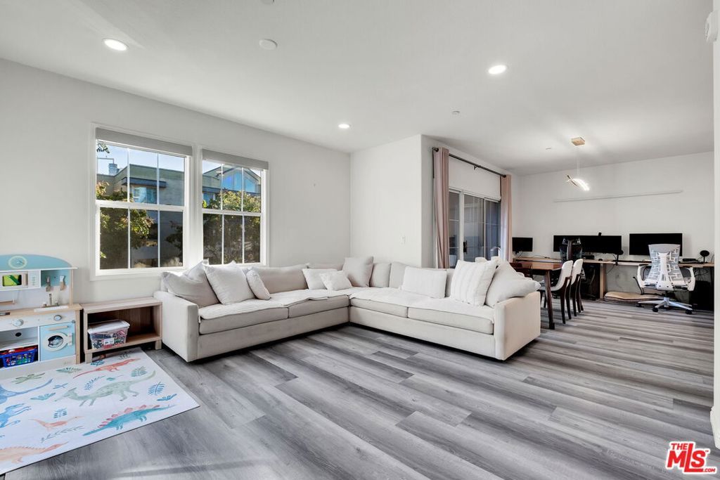 13080 Pacific 317, Playa Vista, CA 90094 — photo 4