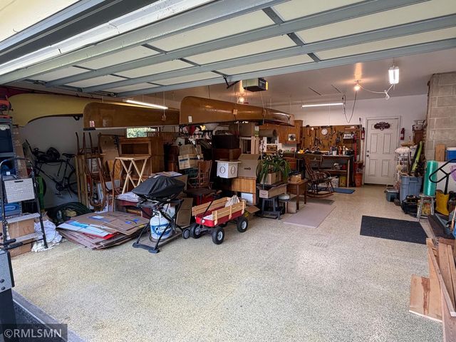 17807 Susan Lane, Minnetonka, MN 55345