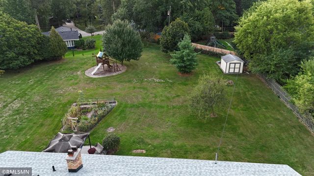 17807 Susan Lane, Minnetonka, MN 55345