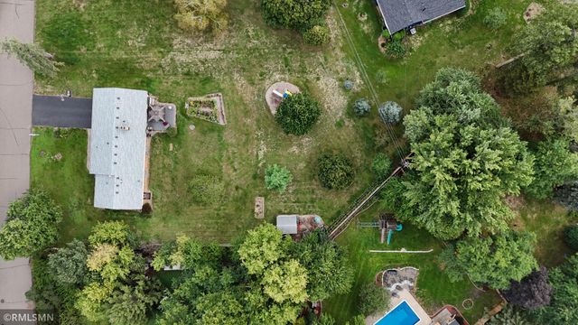 17807 Susan Lane, Minnetonka, MN 55345