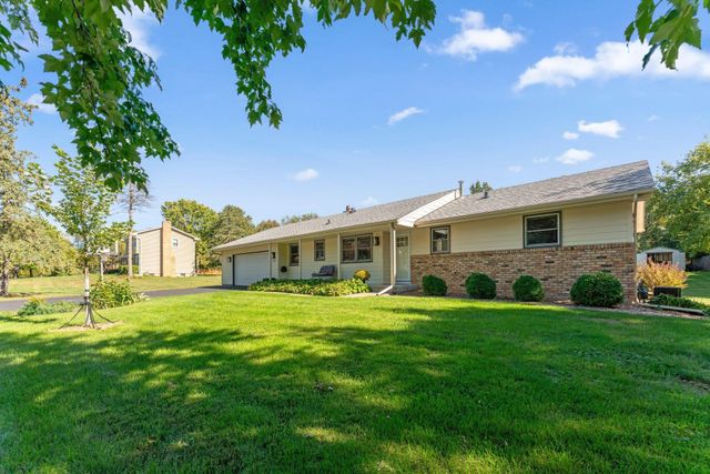 17807 Susan Lane, Minnetonka, MN 55345