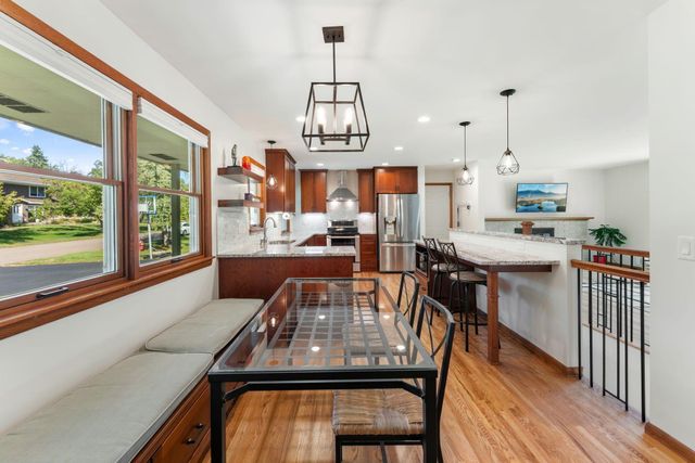 17807 Susan Lane, Minnetonka, MN 55345