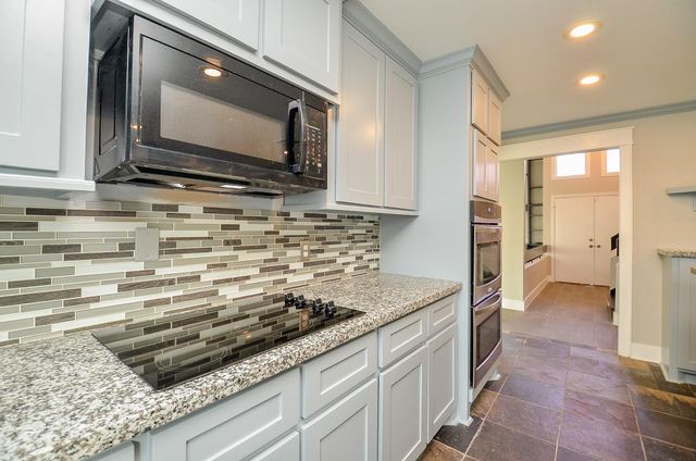 12510 Seaswept Drive, Houston, TX 77071