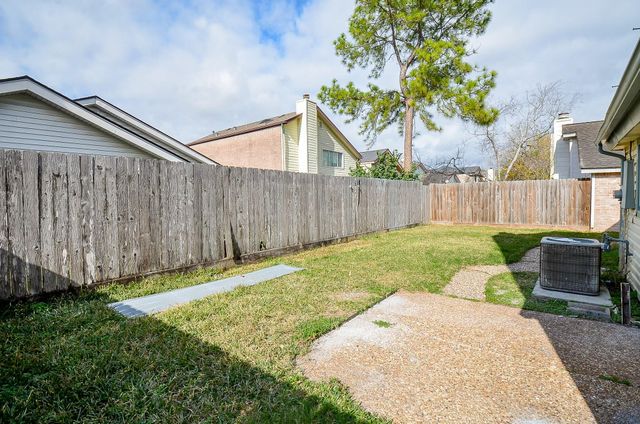 12510 Seaswept Drive, Houston, TX 77071
