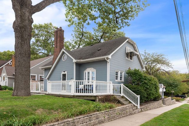 2704 Wicker Avenue, Highland, IN 46322