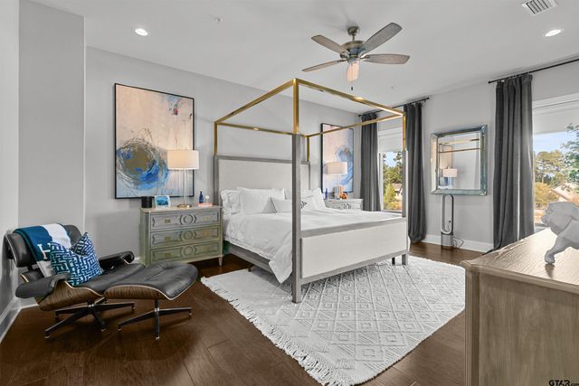 2981 Crest Ridge Dr. Unit 10, Tyler, TX 75703