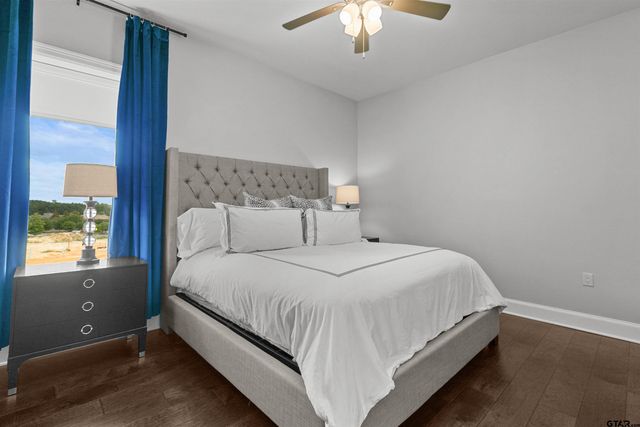 2981 Crest Ridge Dr. Unit 10, Tyler, TX 75703