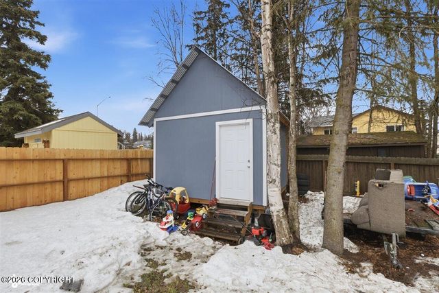 2520 Trisha Avenue, Anchorage, AK 99516