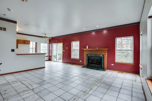 16456 Winding Creek Road, Plainfield, IL 60586