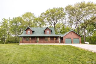 1317 Simmons Road, O'fallon, IL 62269