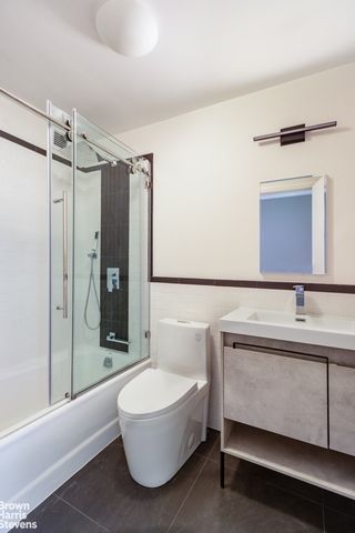 322 W 80TH Street, New York City, NY 10024