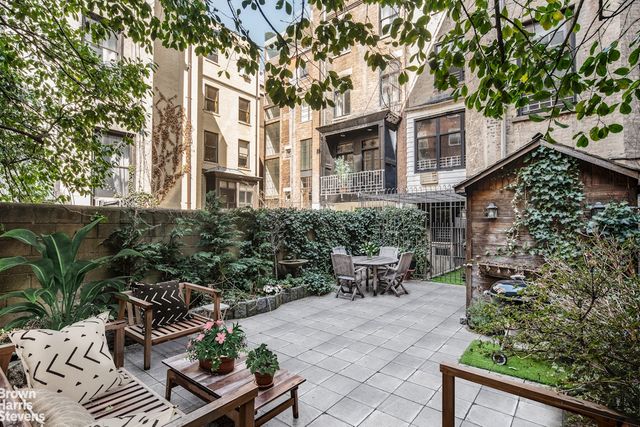 322 W 80TH Street, New York City, NY 10024