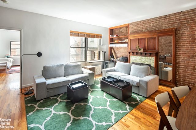 322 W 80TH Street, New York City, NY 10024