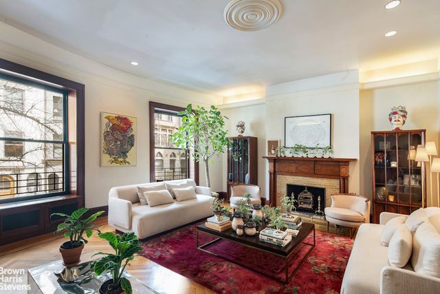 322 W 80TH Street, New York City, NY 10024