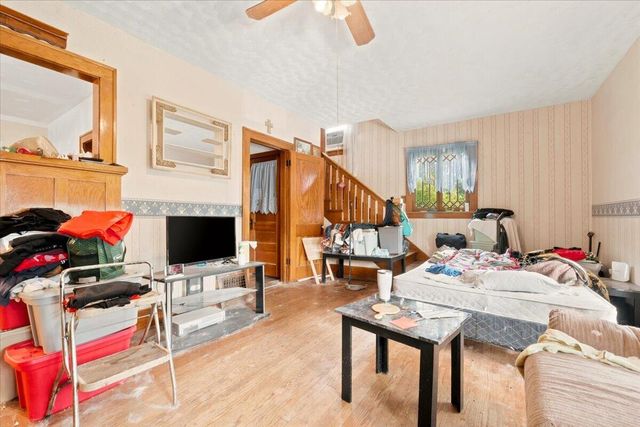 132 LAINSON Avenue, Council Bluffs, IA 51503