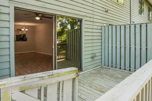 8483 Yadkin Circle J, North Charleston, SC 29406