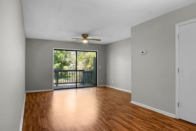 8483 Yadkin Circle J, North Charleston, SC 29406