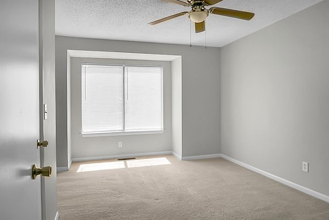 8483 Yadkin Circle J, North Charleston, SC 29406