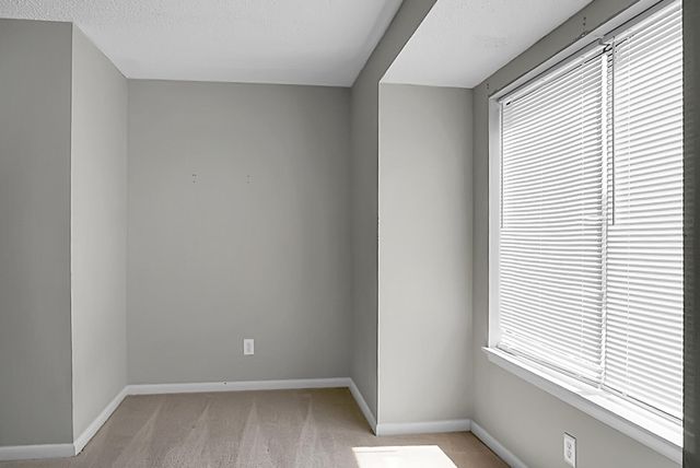 8483 Yadkin Circle J, North Charleston, SC 29406