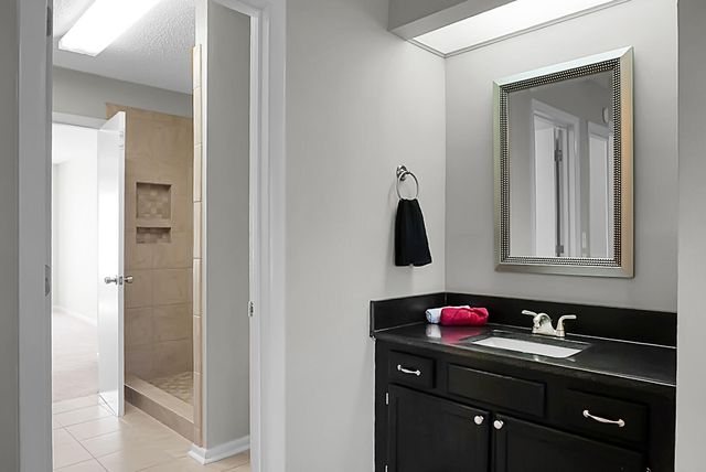 8483 Yadkin Circle J, North Charleston, SC 29406