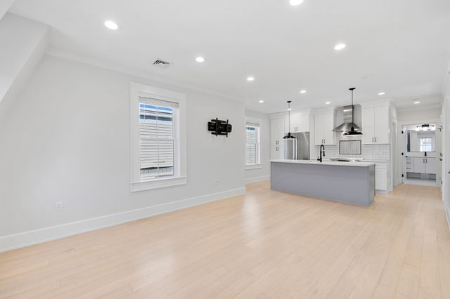15 Mckone Street 2, Boston, MA 02122