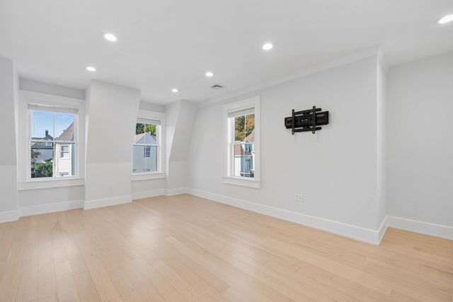 15 Mckone Street 2, Boston, MA 02122