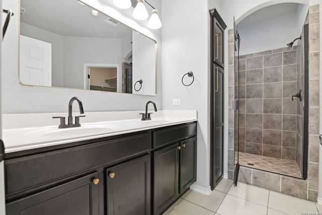 9915 BRICEWOOD HL, San Antonio, TX 78254
