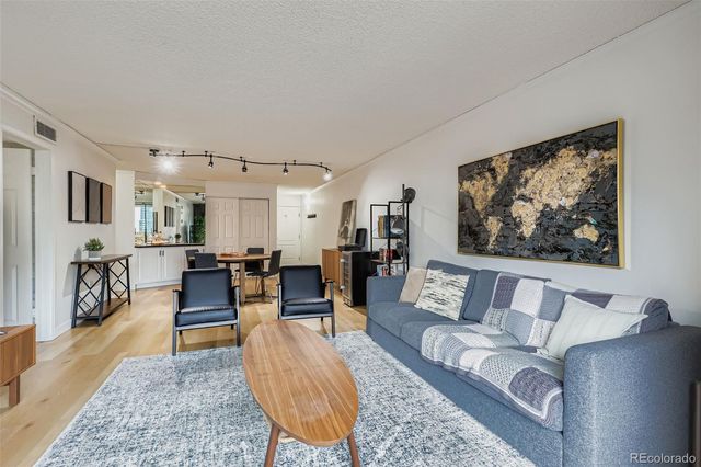 1020 15th Street 12H, Denver, CO 80202