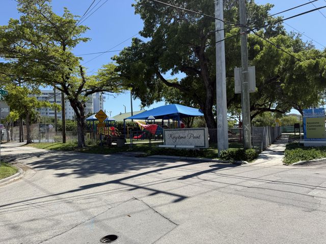 13155 Ixora Court 804, North Miami, FL 33181