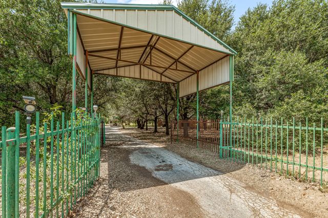 14330 S Highway 281, Santo, TX 76472