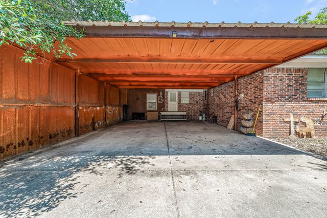 14330 S Highway 281, Santo, TX 76472