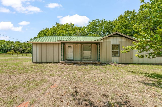 14330 S Highway 281, Santo, TX 76472