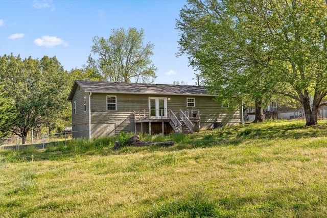 70 Pinoak Road, Trenton, GA 30752