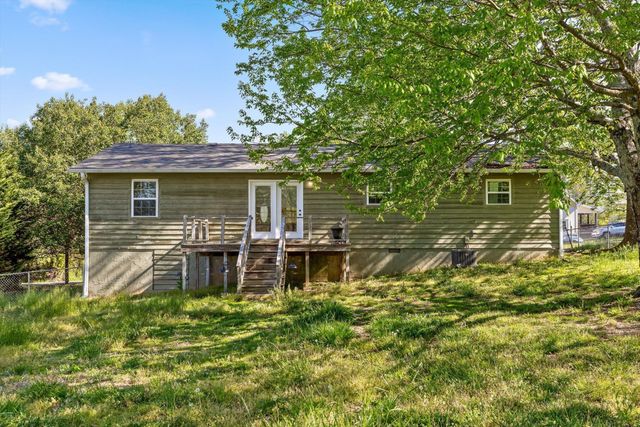 70 Pinoak Road, Trenton, GA 30752