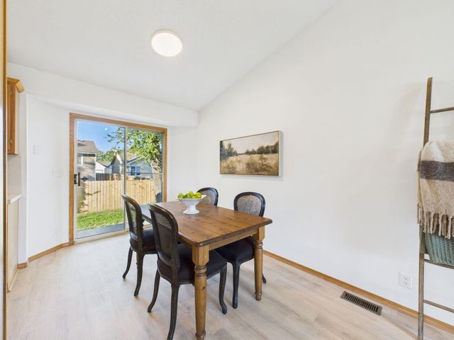 930 E 53rd St S, Wichita, KS 67216