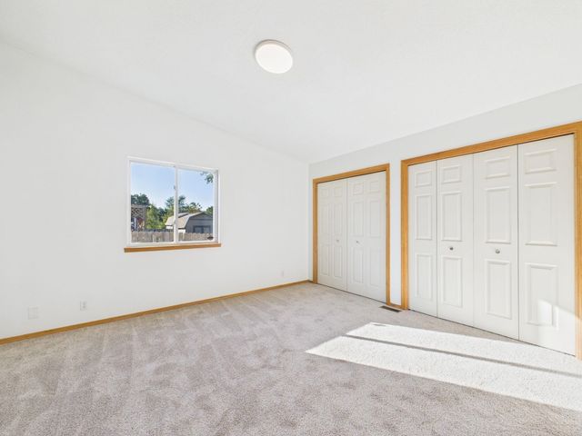 930 E 53rd St S, Wichita, KS 67216