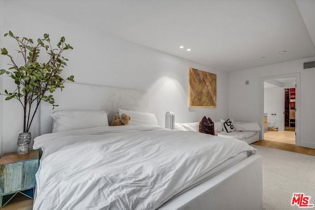 10777 Wilshire Boulevard 207, Los Angeles, CA 90024