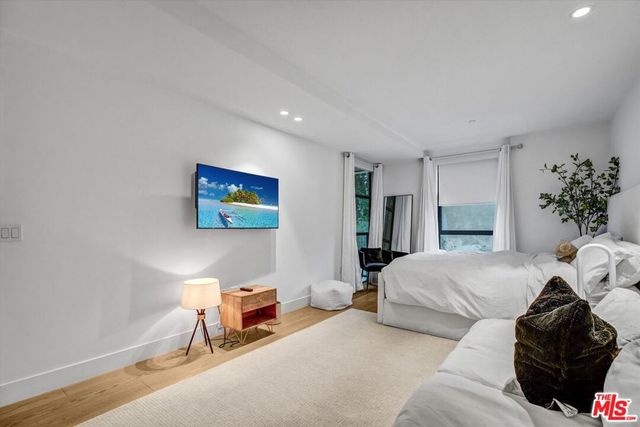 10777 Wilshire Boulevard 207, Los Angeles, CA 90024