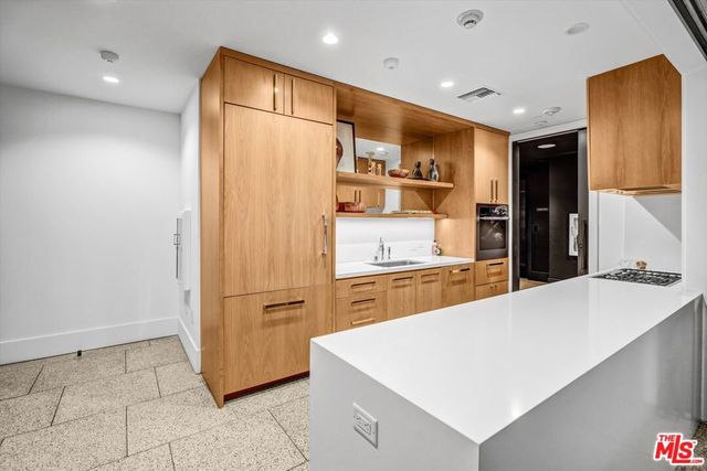 10777 Wilshire Boulevard 207, Los Angeles, CA 90024