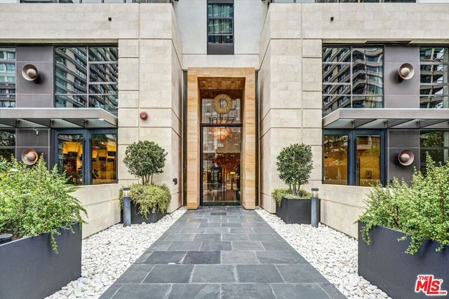 10777 Wilshire Boulevard 207, Los Angeles, CA 90024